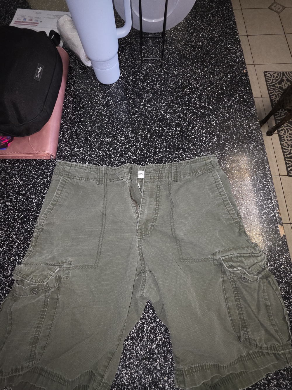 Goodfellow & Co Mens Olive Green Cargo Shorts